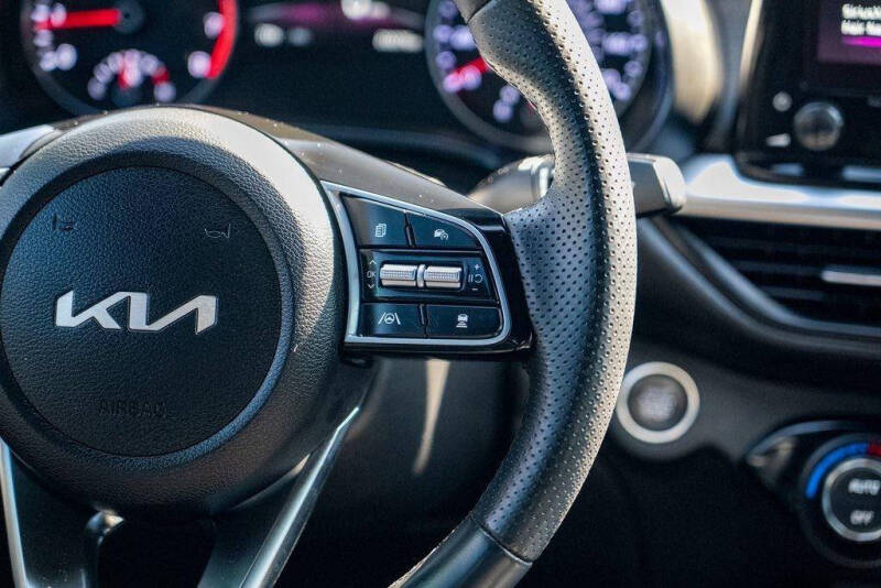 2023 Kia Forte GT-Line