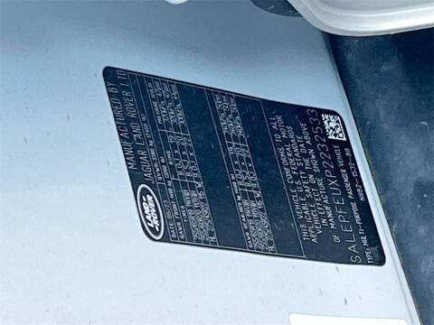 2023 Land Rover Defender 130 SE