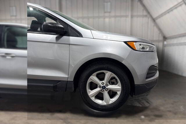 2021 Ford Edge SE
