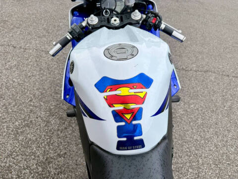 2014 Yamaha YZF-R1