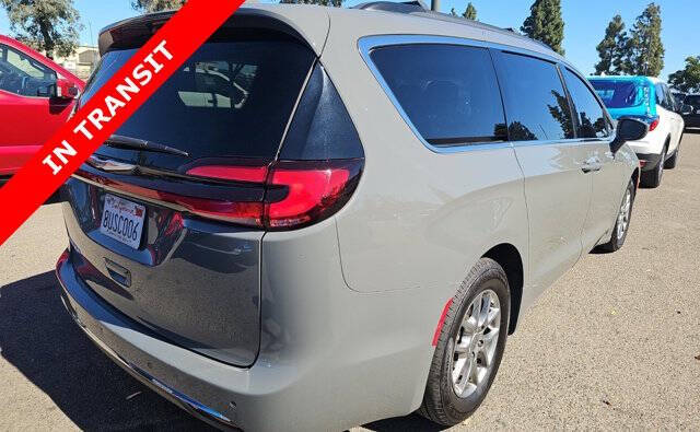 2021 Chrysler Pacifica Touring