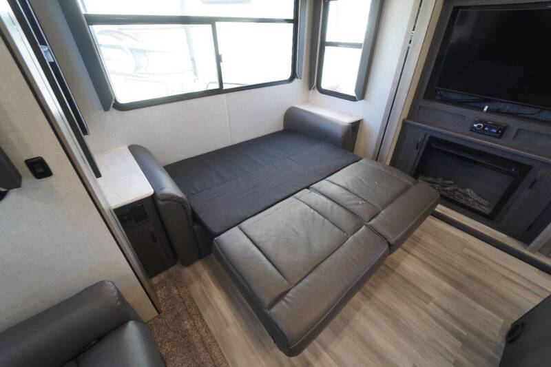 2021 Winnebago Voyage