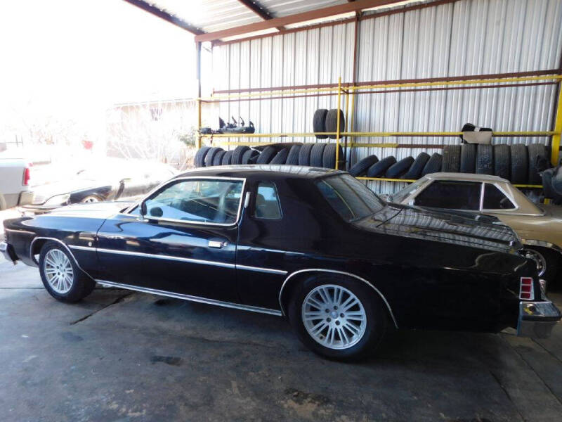 1977 CRYSLER CORDOBA