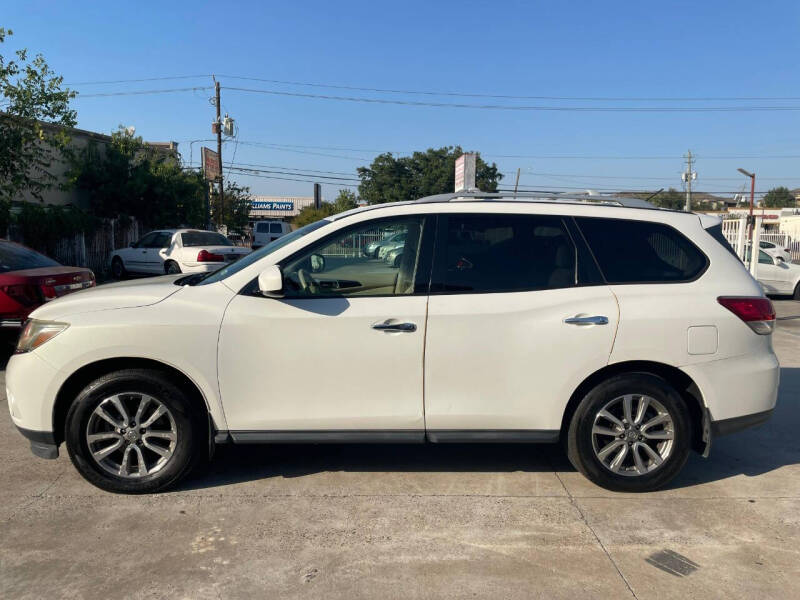 2013 Nissan Pathfinder SV