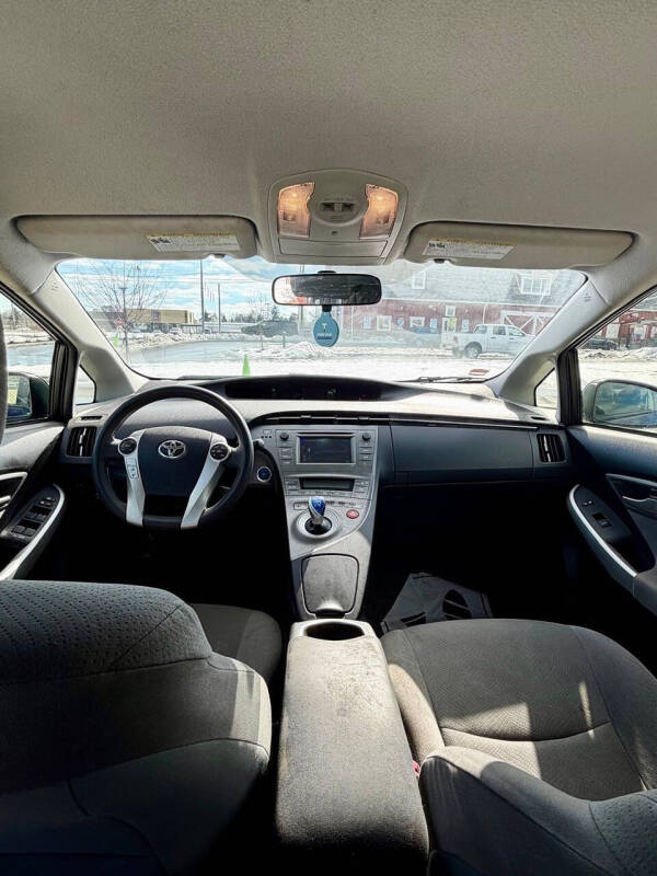 2013 Toyota Prius Two