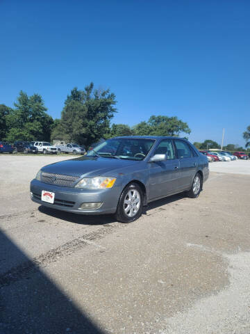 2002 Toyota Avalon for sale at WESTSIDE GARAGE LLC in Keokuk IA