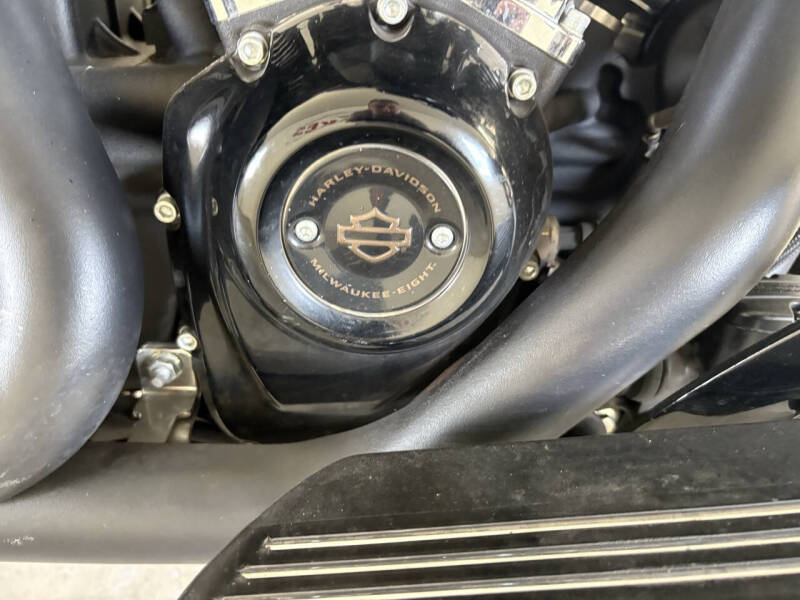 2022 Harley-Davidson Street Glide