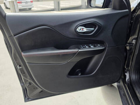 2019 Jeep Cherokee Trailhawk