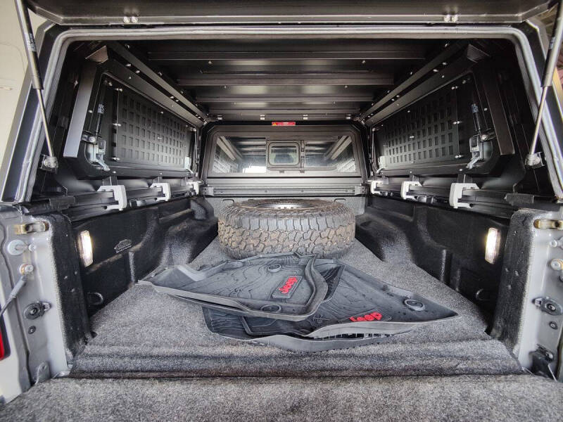 2021 Jeep Gladiator Overland