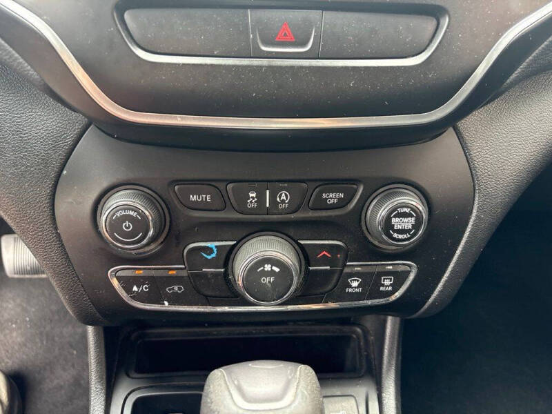2020 Jeep Cherokee Latitude