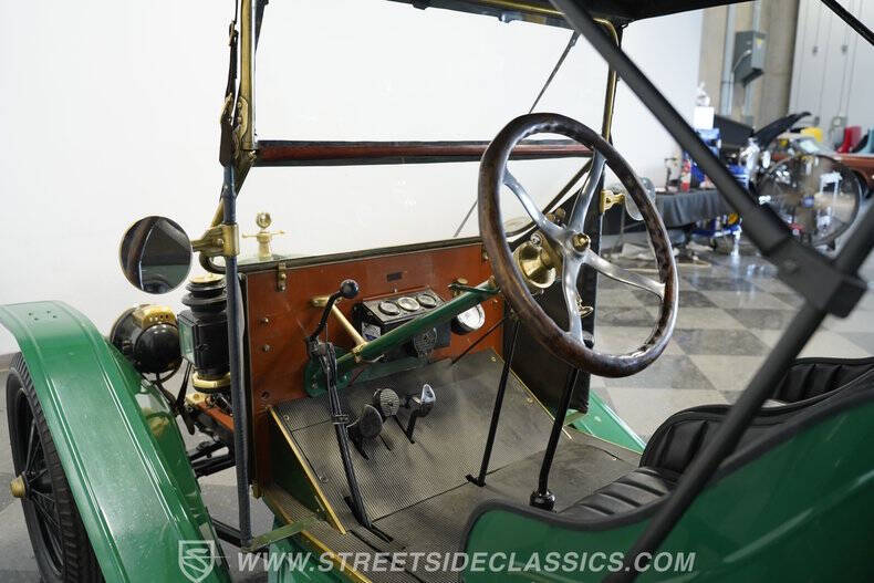 1914 Ford Model T