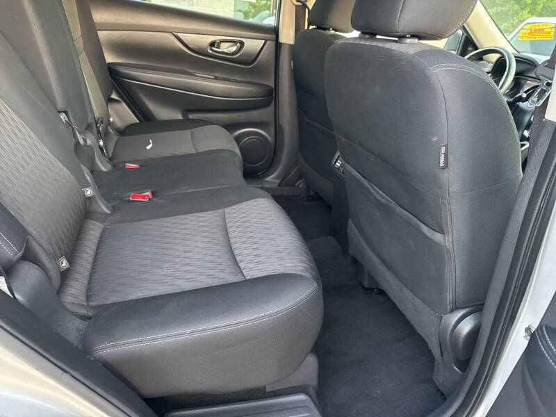 2018 Nissan Rogue SV