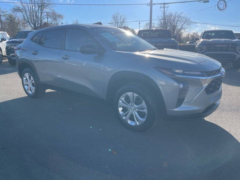 2024 Chevrolet Trax LS