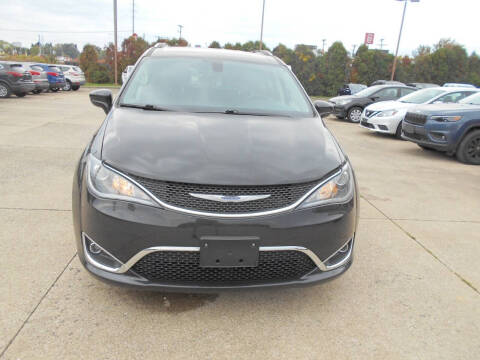 2020 Chrysler Pacifica Touring L