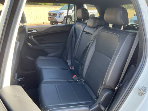 2021 Volkswagen Tiguan SE R-Line Black