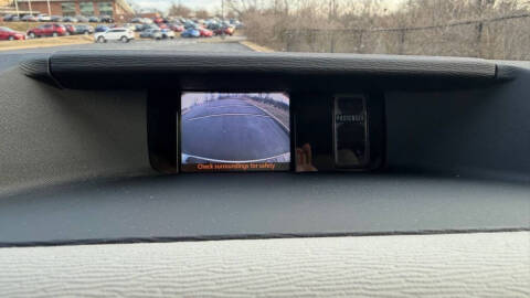 2013 Toyota Sienna LE 8-Passenger