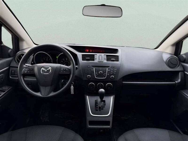 2015 Mazda MAZDA5 Sport