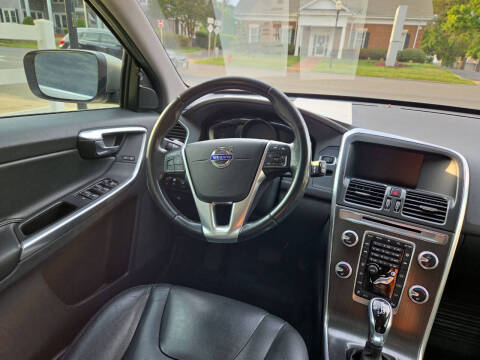 2016 Volvo XC60 T5 Drive-E Premier