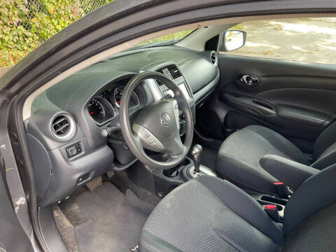 2016 Nissan Versa 1.6 SV