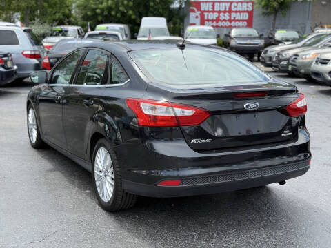 2012 Ford Focus SEL