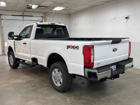 2026 Ford F-350 Super Duty XLT