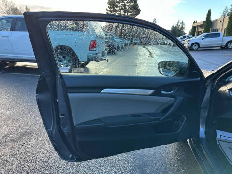 2016 Honda Civic LX-P