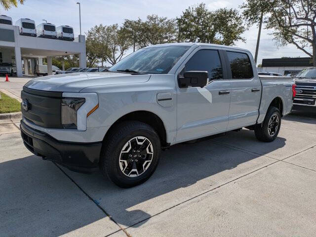 2023 Ford F-150 Lightning Pro