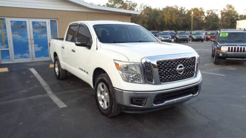 2018 Nissan Titan SV