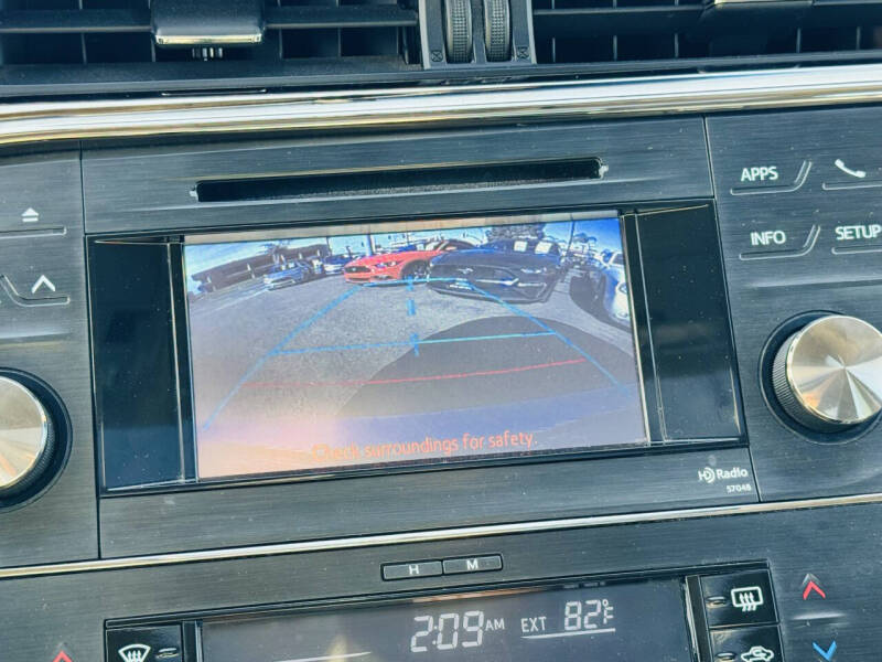 2014 Toyota Avalon XLE