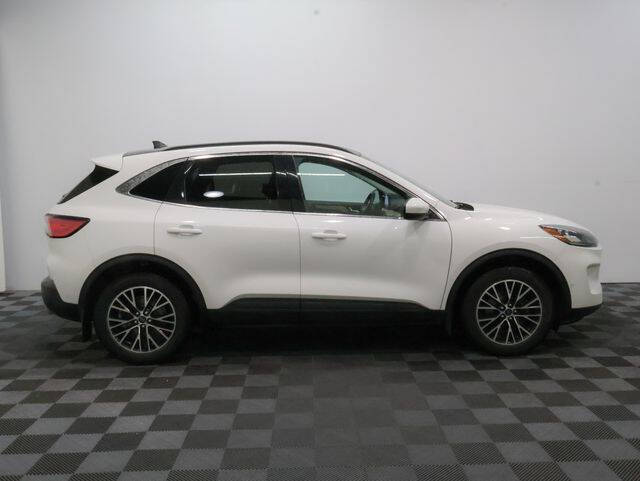 2021 Ford Escape Plug-In Hybrid Titanium