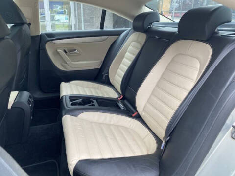 2010 Volkswagen CC Luxury