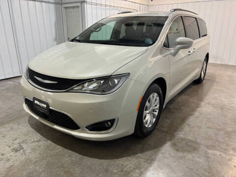 2019 Chrysler Pacifica Touring Plus