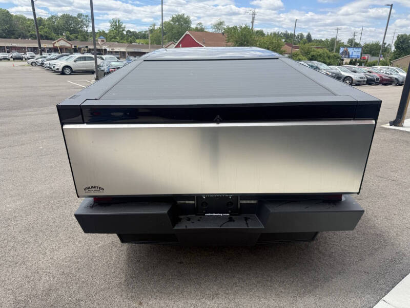 2024 Tesla Cybertruck