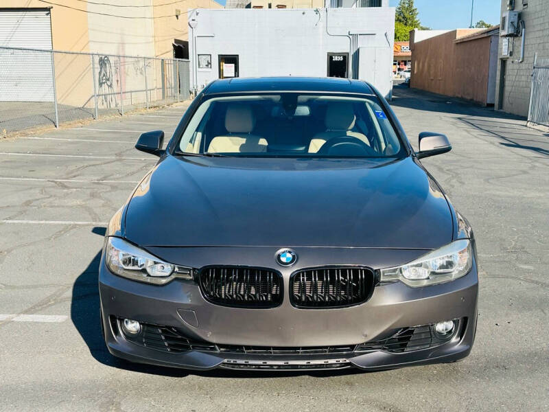 2014 BMW 3 Series 328i photo 3