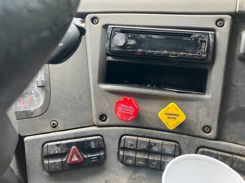 2016 Freightliner Cascadia