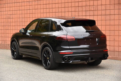 2016 Porsche Cayenne GTS