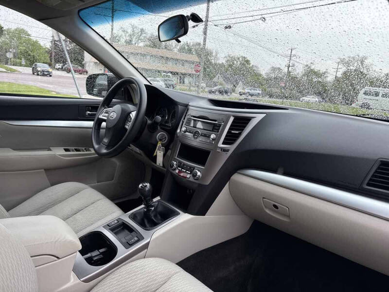 2012 Subaru Outback 2.5i