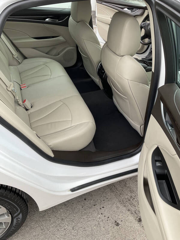 2017 Buick LaCrosse Essence