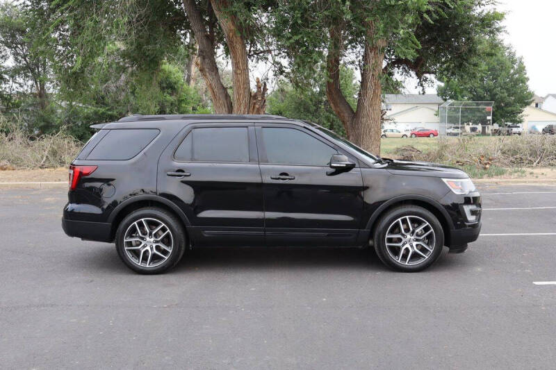 2017 Ford Explorer Sport