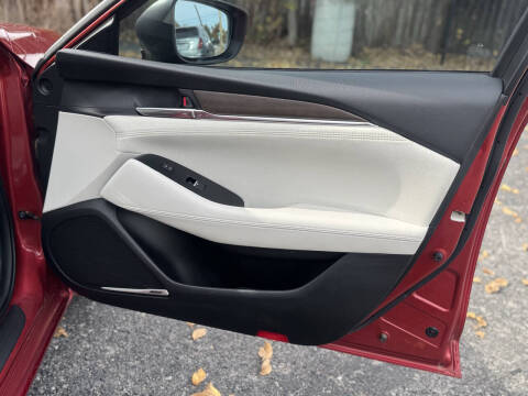 2018 Mazda MAZDA6 Signature