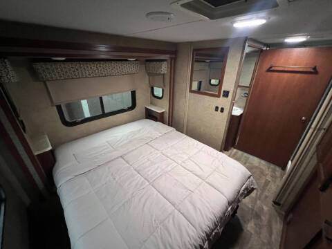 2016 Forest River Sunseeker 2860DS Class C