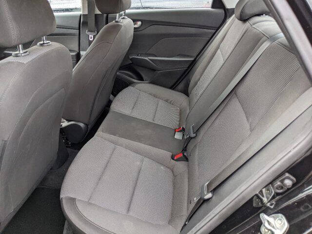 2019 Hyundai Accent SE