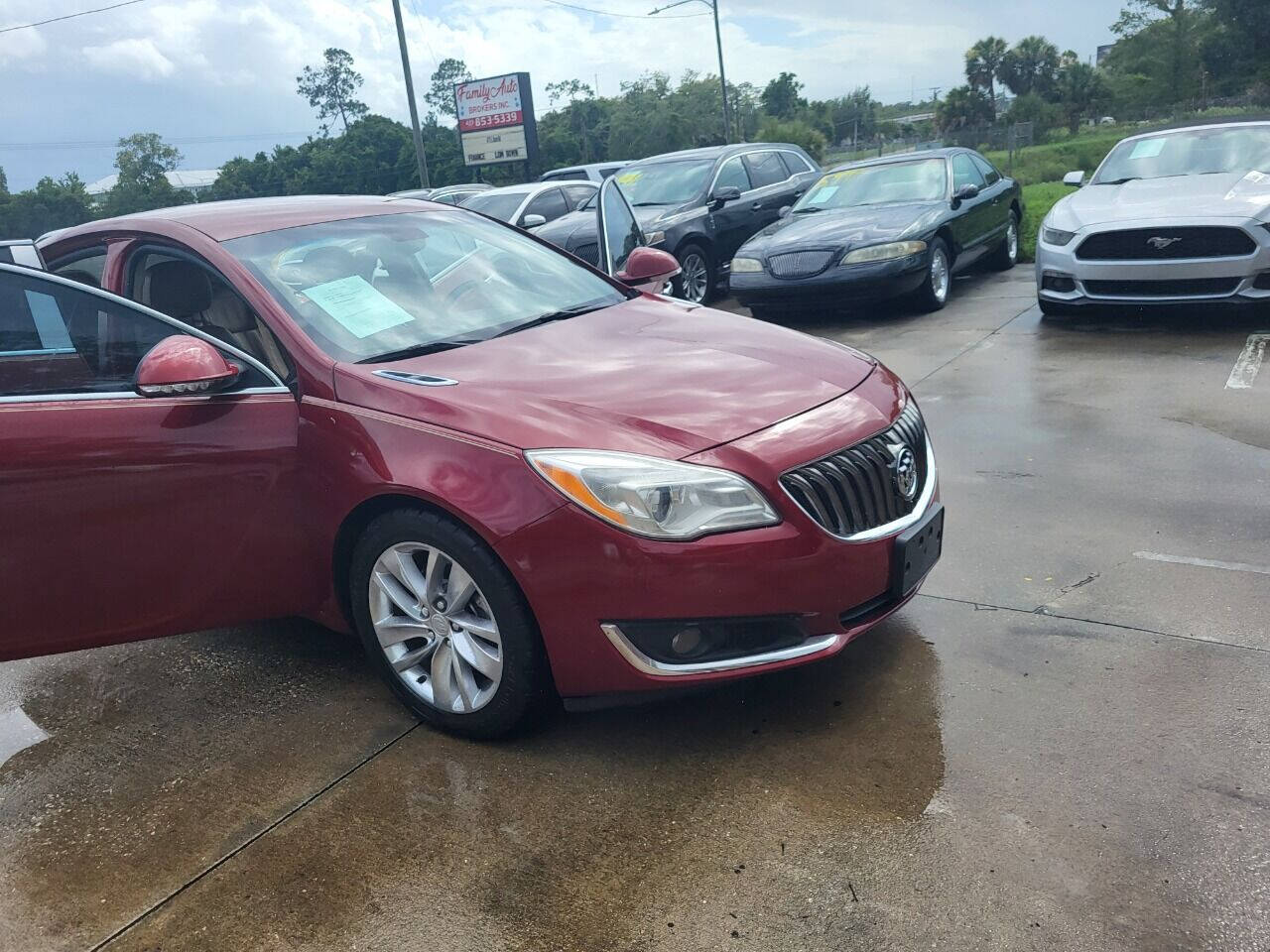 2015 Buick Regal for sale at FAMILY AUTO BROKERS in Longwood, FL