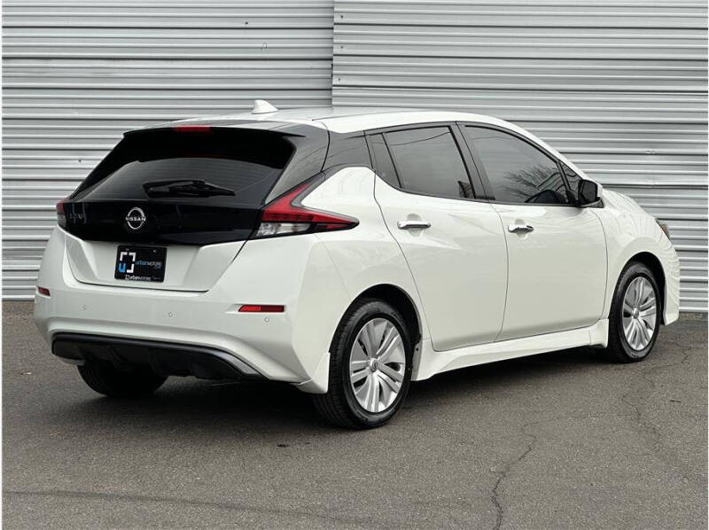 2024 Nissan LEAF S