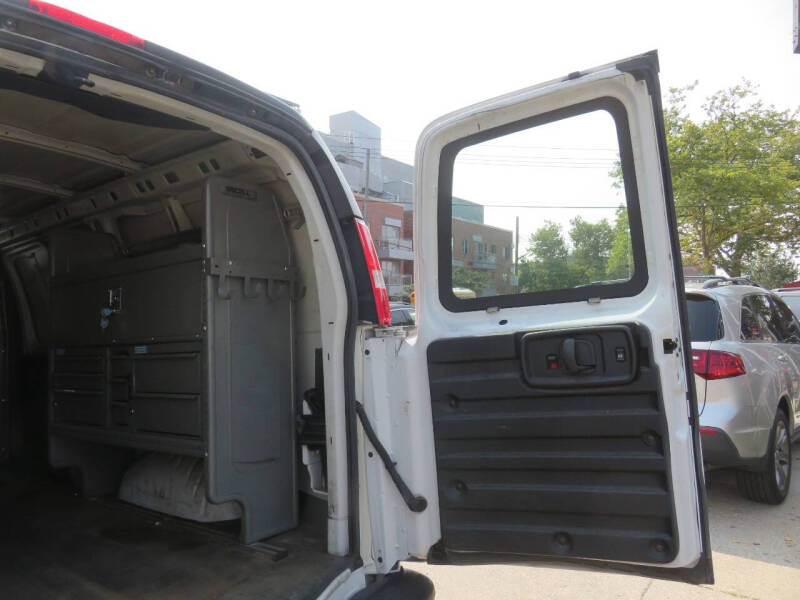 2019 Chevrolet Express 2500