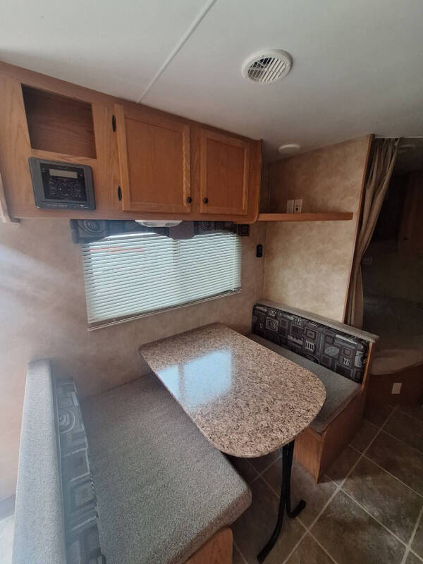 2011 Heartland Trail Runner 26FQB