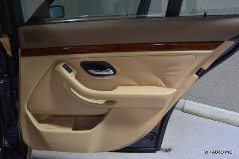 2002 BMW 5 Series 525i