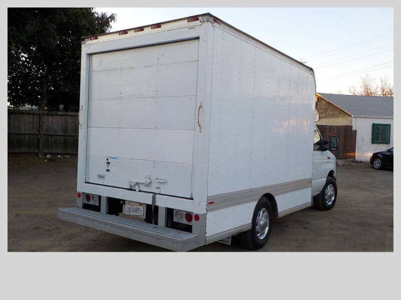 2012 Ford E-Series E-350 SD