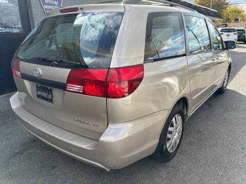 2005 Toyota Sienna