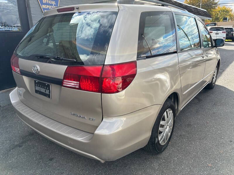 2005 Toyota Sienna